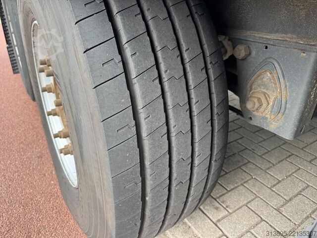 Lonas correderas Krone SD, Lift-Axle