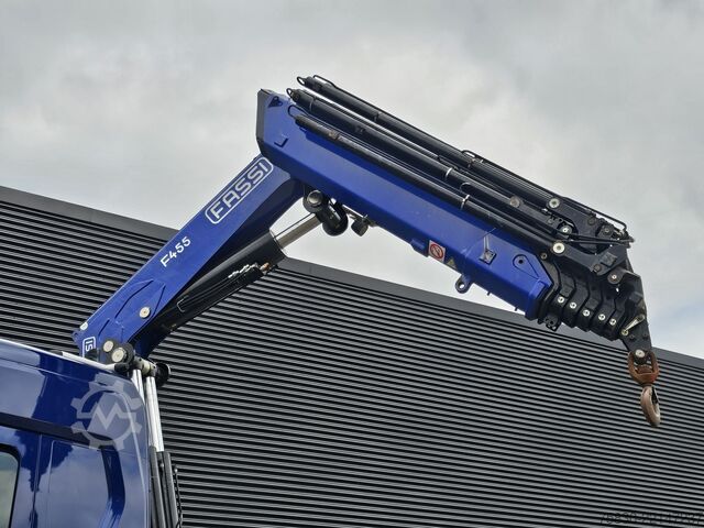 Plataforma de carga Scania G500 6x2 / FASSI 45 t/m  CRANE / KRAN / GRUA