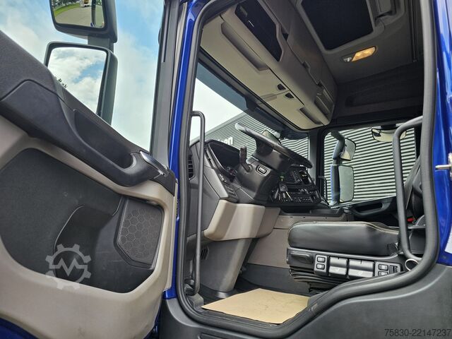 Plataforma de carga Scania G500 6x2 / FASSI 45 t/m  CRANE / KRAN / GRUA