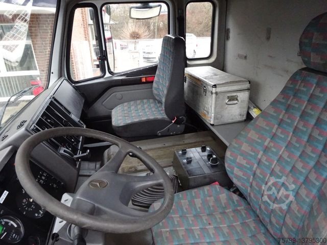 Vacuümtankwagen MERCEDES-BENZ 2527 Saugbagger. RSP