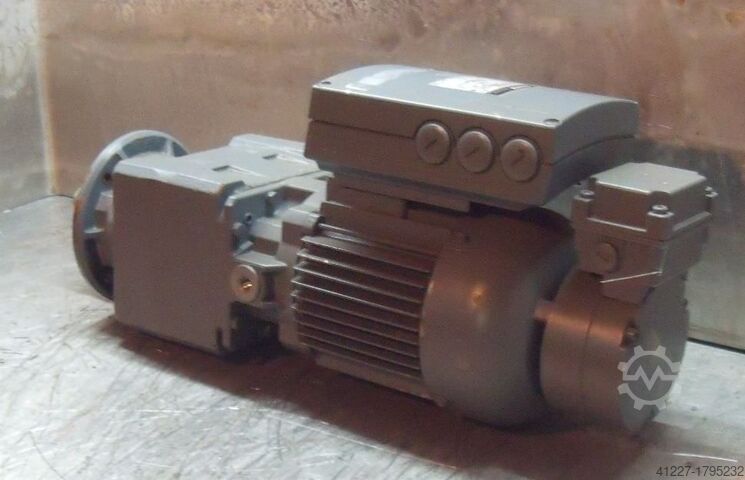 Tandwielmotor 0,37 kW 51 tpm BAUER BG20-37W