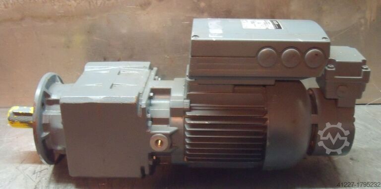 Aandrijfmotor 0,37 kW 51 tpm met frequentieomvormer BAUER BG20-37W