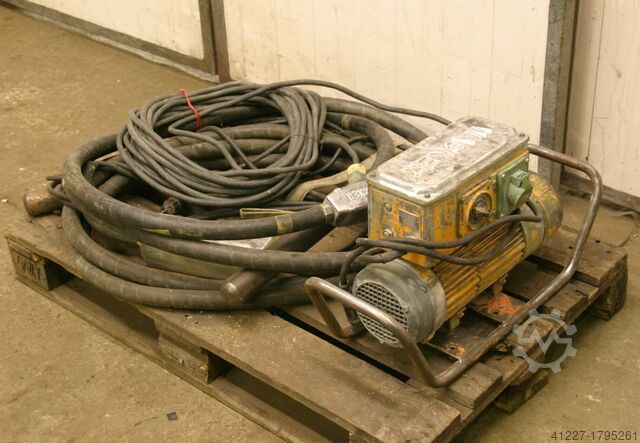 Flessenschudder met 2 flessen Wacker TU1.6/42/200