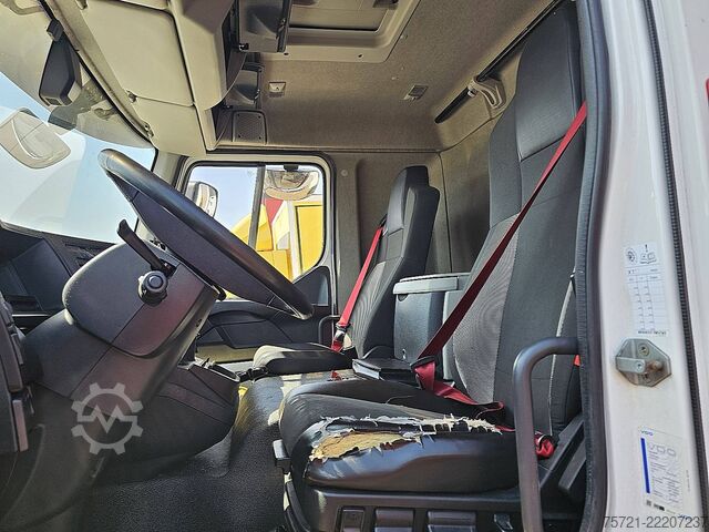 Valise RENAULT D 220