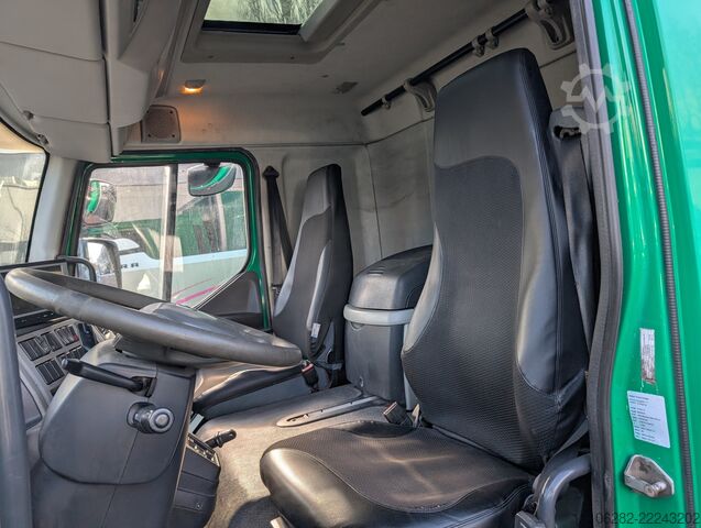 Skåpbil Volvo FL-280 4x2 16Tons EURO5 Portaltüren