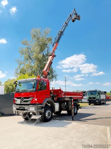 Jeřáb na nákladním automobilu MERCEDES-BENZ Axor 1833 4x4 Kipper Kran 17m FUNK AHK