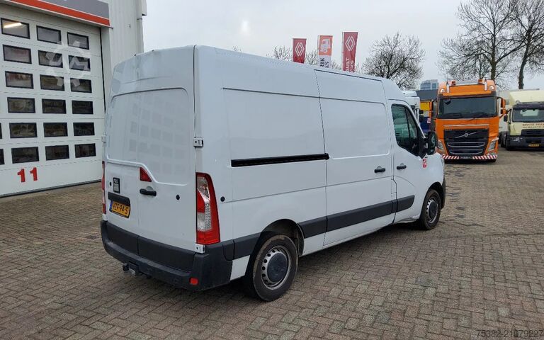 Bestelwagen Renault Master 150.35  EURO 6  L2H2 GESLOTEN - VZF-94-S