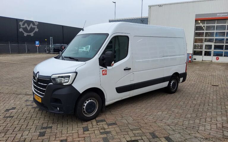 Bestelwagen Renault Master 150.35  EURO 6  L2H2 GESLOTEN - VZF-94-S