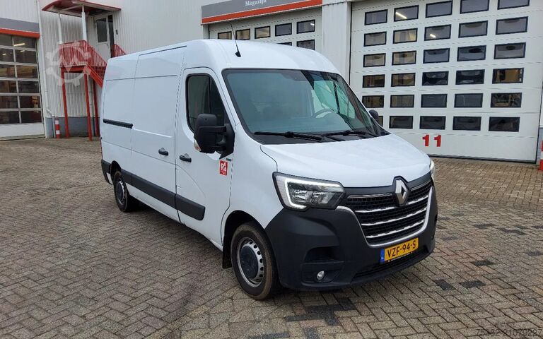 Bestelwagen Renault Master 150.35  EURO 6  L2H2 GESLOTEN - VZF-94-S