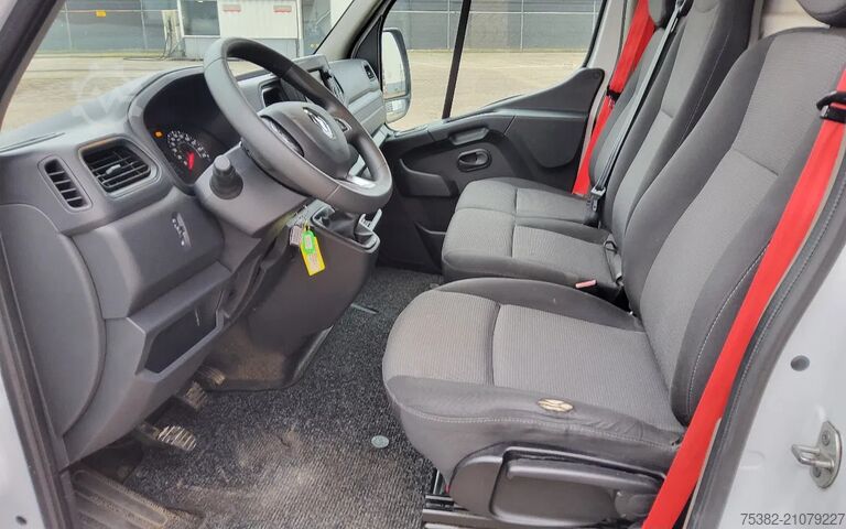 Bestelwagen Renault Master 150.35  EURO 6  L2H2 GESLOTEN - VZF-94-S