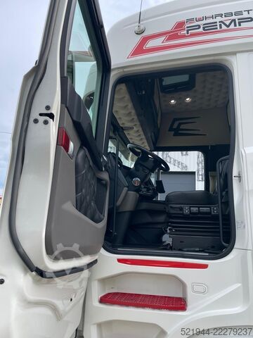 Standard SZM SCANIA S 590 6x2 V8 Lift Hydraulik Leder Voll
