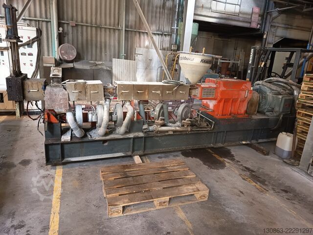 Máquina de processamento de plásticos  