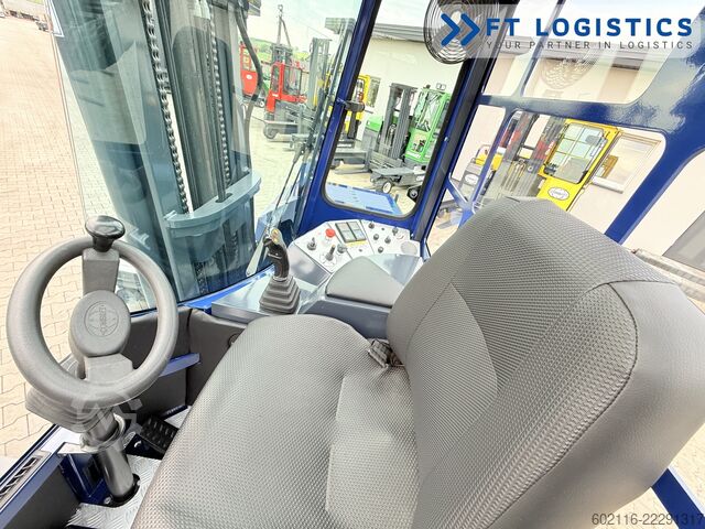 Empilhadeira multidirecional Combilift C4500S GAS TRIPLEX 5550 FREE-LIFT 2317H