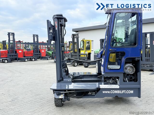 Empilhadeira multidirecional Combilift C4500S GAS TRIPLEX 5550 FREE-LIFT 2317H