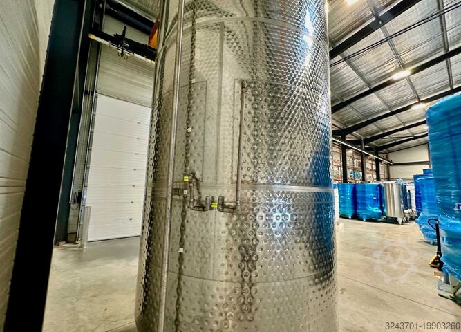 Tanque de aço inoxidável - 11600 L SKRLJ