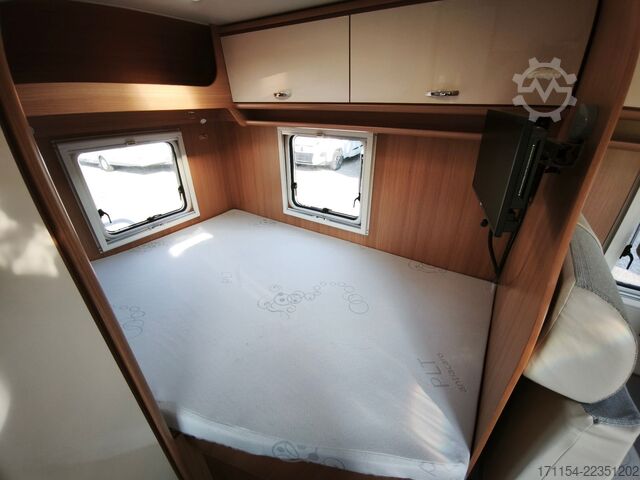 Camper semintegrato AHORN Camp 660P