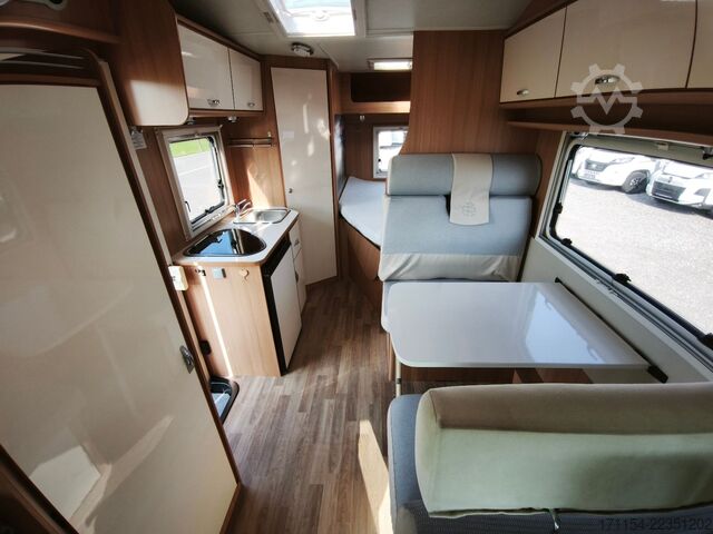 Camper semintegrato AHORN Camp 660P