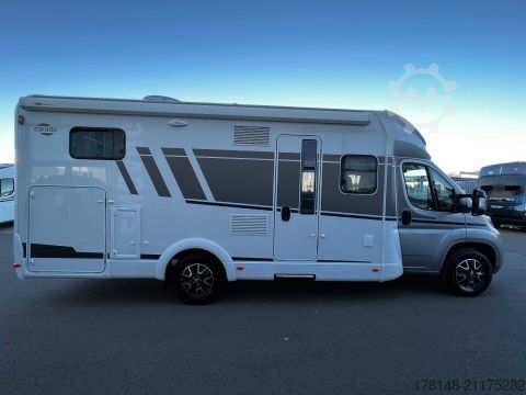 Halvintegreret autocamper Carado T 457