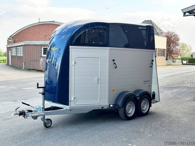 Pferde Anhänger Humbaur XANTHOS AERO SK+AUSZIEHBAR 344X171X236CM 2400KG