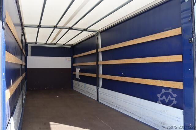 Flaklastbil med kapell Atego 1224 L Curtainsider