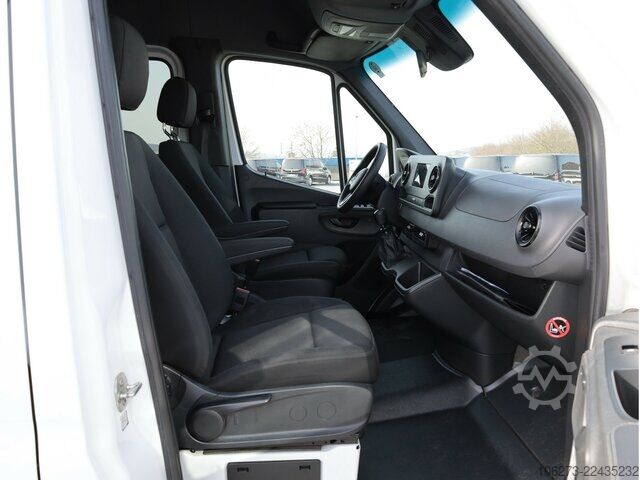 Van Mercedes-Benz Sprinter 317 CDI Kombi,Rollstuhllift,8Sitze