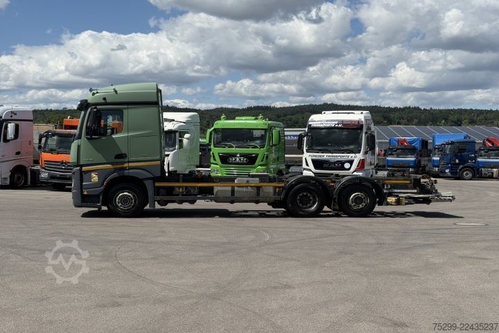 Wechselfahrgestell LKW Mercedes-Benz Actros 2542 6x2 BDF+HB / Swiss-Vehicle