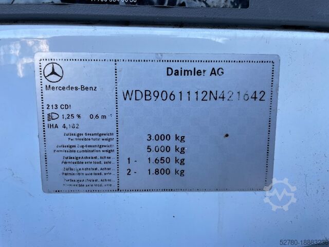 Vuilniswagen Mercedes-Benz Vuilnisauto 213CDI