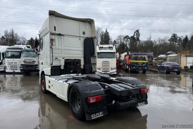 Standard tractor unit DAF XF460 4x2