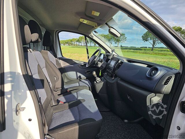 Bestelauto OPEL VIVARO 1.6 L1 Navi Trekhaak NAP