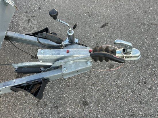 Kiper prikolica MARTZ KIPPER 250/2 C S 2T RüCKWäRTSKIPPER VERZINKT, KNOTT-ACHSEN, 2 STK. VORHANDEN