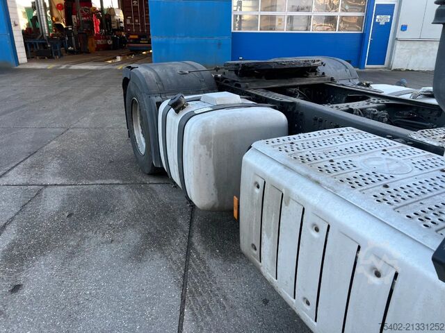 Standard tractor Mercedes-Benz Actros 1945 / StreamSpace / 2x Tank / Automatic