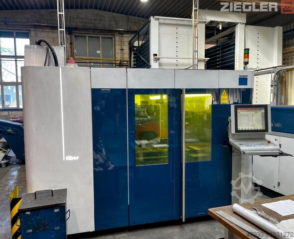 Laser cutting machine TRUMPF TruLaser 5030 mit Doppelturm-Lagersystem