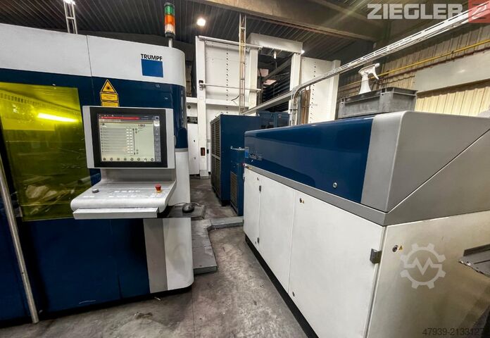 Laser cutting machine TRUMPF TruLaser 5030 mit Doppelturm-Lagersystem