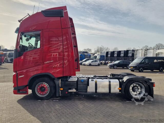 Volume-SZM Volvo FH 13.500 Globetrotter XL - Low deck - I save -...