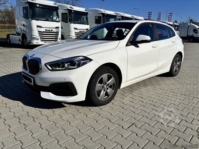 Kombivan BMW 118d ADVANTAGE + AUTOMATIK + SCHECKHEFT + HU LED