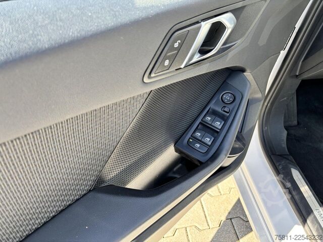 Kombivan BMW 118d ADVANTAGE + AUTOMATIK + SCHECKHEFT + HU LED