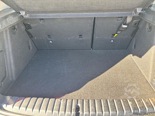 Kombivan BMW 118d ADVANTAGE + AUTOMATIK + SCHECKHEFT + HU LED