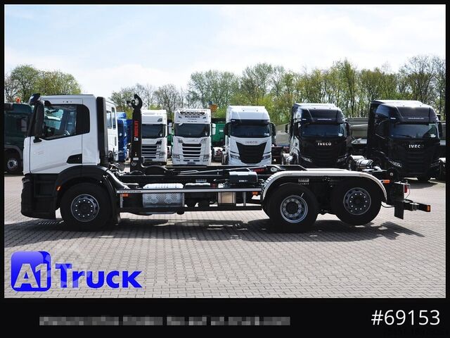 Haakarm vrachtwagen IVECO X-Way AD 420 Hiab 21S59 Lenk- Liftachse, Garantie