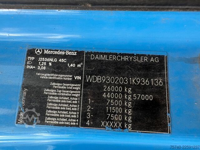 Kraanwagen Mercedes-Benz Actros 2536 + FASSI F130 A - 2X EXT. + 6X2 + HA...