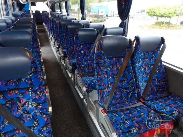 Autobus międzymiastowy MERCEDES-BENZ Integro 49 Sitze mit Lift Euro 5