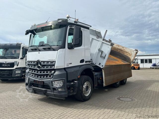 Kiper kamion MERCEDES-BENZ Arocs 2658 K 6x4 3-Achs Kipper Meiller Bordmatik