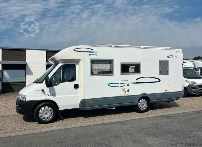 Poluintegrisani kamper CRISTALL H 620 - Festbett - Solar - Klima - Markise