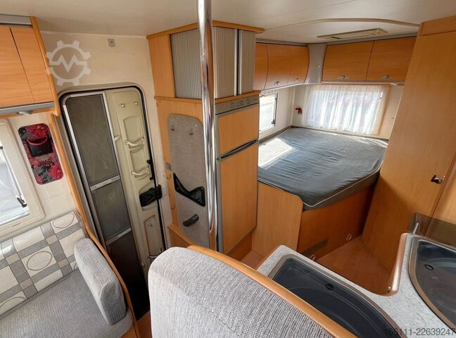 Poluintegrisani kamper CRISTALL H 620 - Festbett - Solar - Klima - Markise