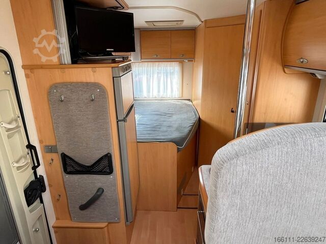 Poluintegrisani kamper CRISTALL H 620 - Festbett - Solar - Klima - Markise