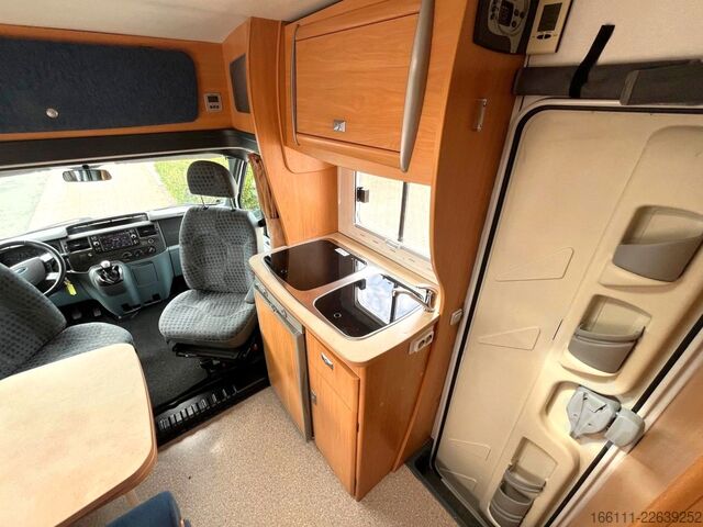 Halvintegrerad husbil CHALLENGER Genesis 34 - Festbett -  - Solar -