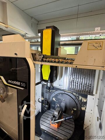 Universeel bewerkingscentrum DMG MORI ecoMILL 50 BJ 2015