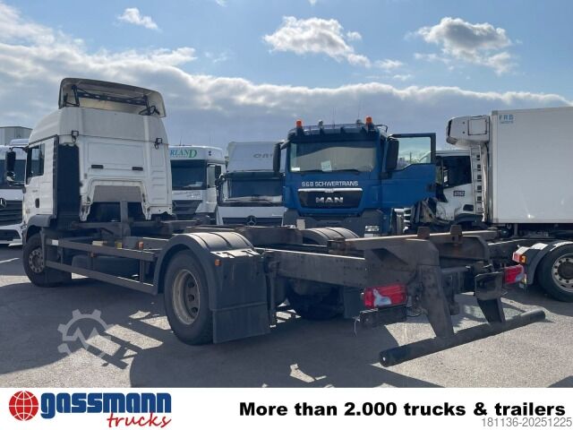 Değiştirilebilir kasalı kamyon MAN TGM 18.330 4X2 LL, Fahrschulausstattung