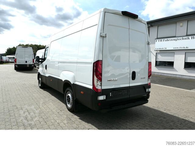 Dodávka s vysokou střechou IVECO Daily35-160 L2H2 Klimaautomatik Kamera
