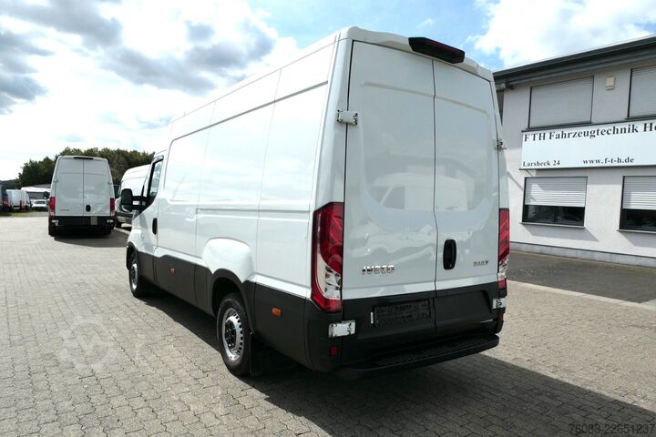 Dodávka s vysokou střechou IVECO Daily35-160 L2H2 Klimaautomatik Kamera