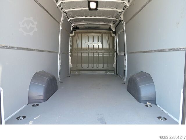 Kastenwagen hoch PEUGEOT Boxer L4H2 Maxi Klima Kamera Navi